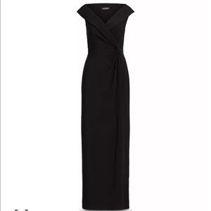Lauren Ralph Lauren V-Neck Column Gown. Size 16
